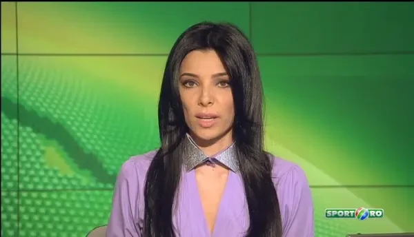 Fanii ii cer demisia lui Piturca: "Trinidad Te Baga!" :) Selectionerul s-a INNEGRIT la fata cand a aflat de condamnarea din cazul Valiza!