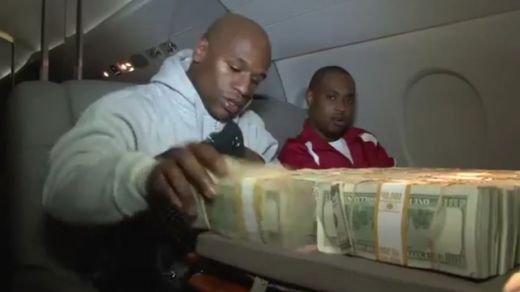 Mayweather a dat lovitura la pariuri! A castigat 11,2 milioane de dolari cu un singur meci! Riscul NEBUN pe care si l-a asumat: