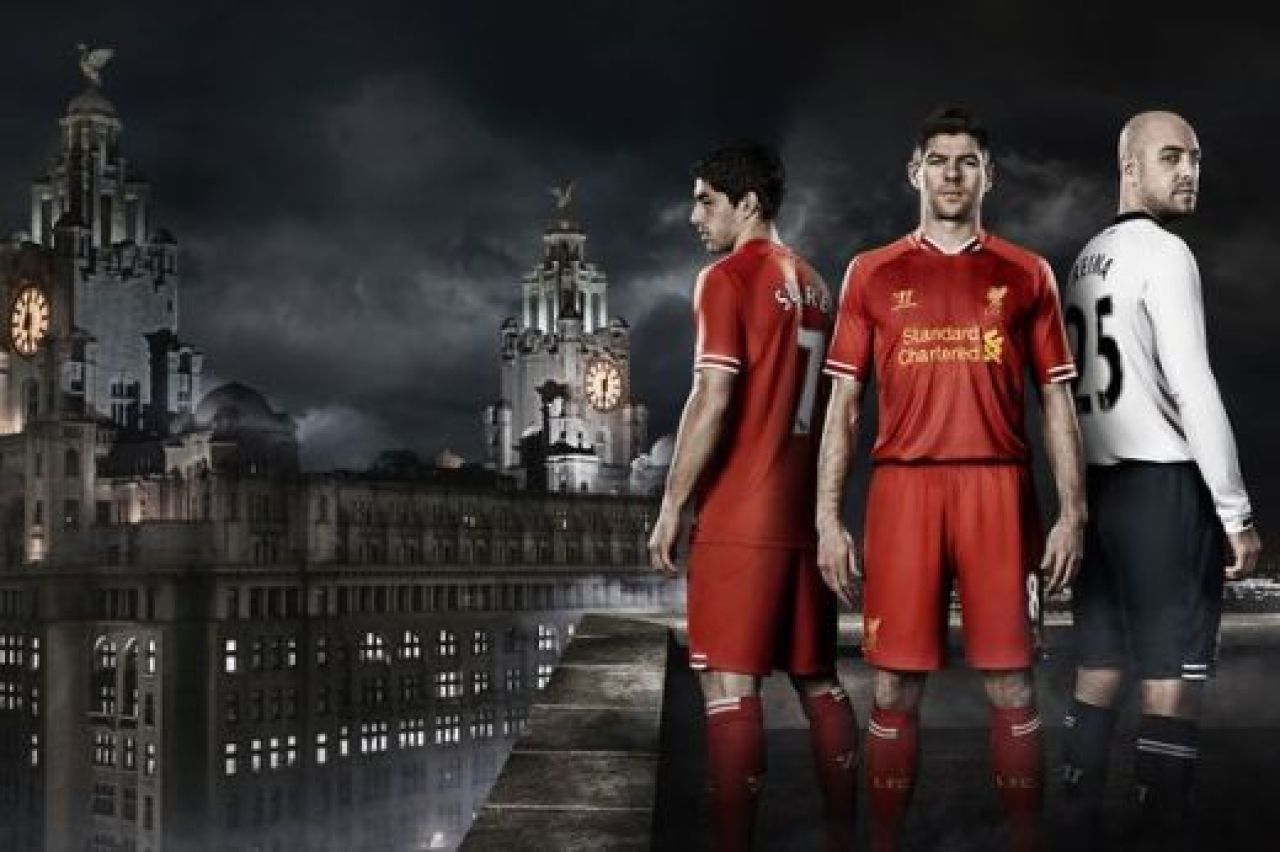 OFICIAL! Acestea sunt cele mai URATE echipamente din Premier League! Iata adevaratul motiv pentru care Suarez vrea sa plece de la Liverpool :)_6