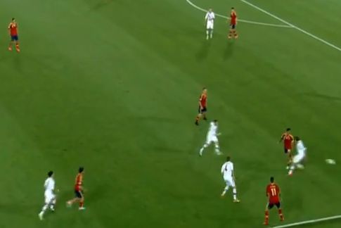 LIVE EUROBLOG Seici, scoateti milioanele | VIDEO: Tiki-taka in stare pura in nationala Spaniei: 7 pase in 5 secunde! Rusii n-au inteles nimic :)_7