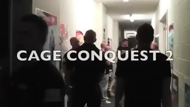 Premiera mondiala in lumea MMA-ului! A reusit un KO si strangulare in acelasi timp! VIDEO