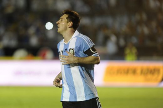 Messi a incheiat sezonul in stil mare! A reusit un hattrick senzational cu care l-a depasit pe Maradona! Ce GOLAZO a reusit starul Barcei: VIDEO