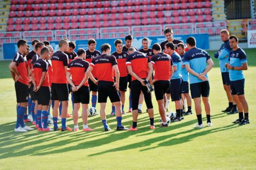 Steaua mai anunta o plecare! Decizie NEASTEPTATA luata inainte de cantonament! La cine a renuntat Reghe