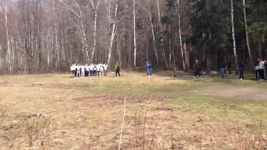 Oamenii astia sunt DESCREIERATI! Primul campionat de BATAIE din lume! Fanii a 2 echipe uriase se bat fara mila! Imagini +18 de o violente ingrozitoare: