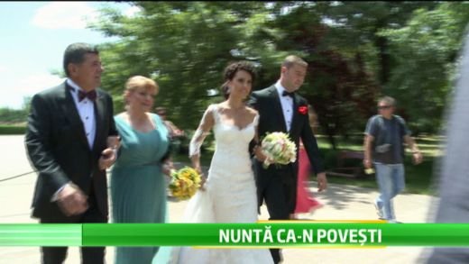 VIDEO A iesit lumea in STRADA la Galati: s-a insurat Bute! Cati bani a cheltuit la nunta: