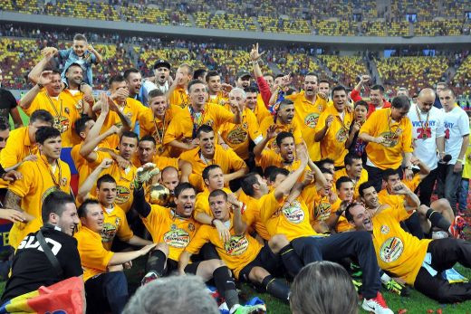 O echipa LEGENDARA a facut un anunt de senzatie: Am luat un jucator de la Bayern si unul de la Steaua! Campioana l-a DAT AFARA! Unde ajunge