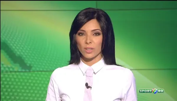 Doroftei sare in APARAREA Alexandrei Stan! Sfaturi pentru cantareata! Cum o protejeaza de impresar!