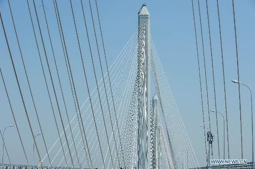 FOTO Un nou MIRACOL al omenirii! Chinezii au inaugurat cel mai mare POD din lume! Constructia impresionanta:_3