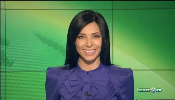 Imagini SENZATIONALE de la petrecerea burlacilor! Ce a facut Ilie Nastase cand a fost prins de sotie cu o alta femeie in brate