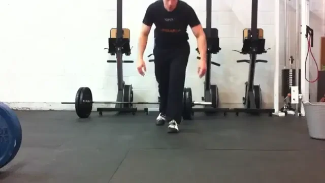 Cel mai greu exercitiu vazut vreodata? Cum arata o flotare IMPOSIBILA: VIDEO