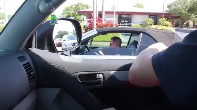 VIDEO Farsa DEMENTA pe sosea! Zeci de soferi au picat in plasa! Cum au fost pacaliti: