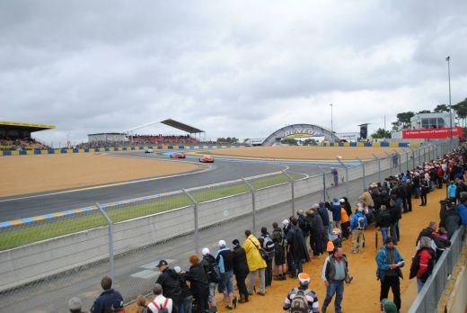 LIVE BLOG Zi si Noapte | Audi a castigat cursa de 24 de ore de la Le Mans, umbrita de moarte pilotului danez Allan Simonsen!_47