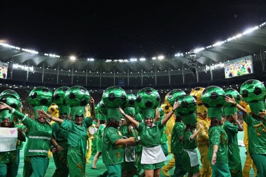 LIVE BLOG do Brasil | Furia Rosie a vazut rosu: FRED si Neymar au pus in genunchi campioana mondiala! Brazilia 3-0 Spania! VIDEO_59