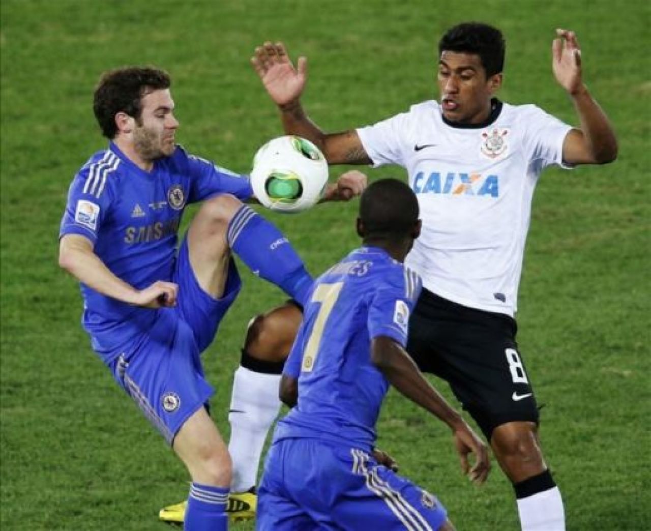 Super transfer facut de Tottenham: mijlocasul MAGIC care a condus Brazilia spre trofeul Cupei Confederatiilor a ajuns in Anglia! Pe cine au dat 20 de milioane:_2