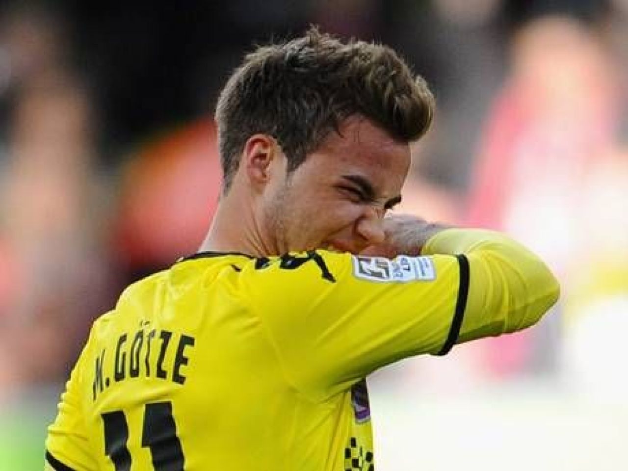 A venit BRILIANTUL! Cel mai urat jucator la Dortmund a ajuns la Bayern! A facut o GAFA imensa inca de la prezentare! Cu ce a gresit in fata camerelor:_2