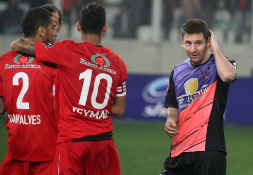 Neymar vs. Messi intr-un meci NEBUN cu 13 goluri! Neymar a inscris un gol formidabil de la 40 de metri, echipa lui Messi a castigat cu 8-5! VIDEO:_3