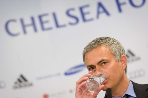 Mourinho face transferul VERII la Chelsea dupa ce PSG l-a convins pe Cavani! Nimeni nu se astepta la mutarea asta! Pentru ce atacant da zeci de milioane Abramovici:
