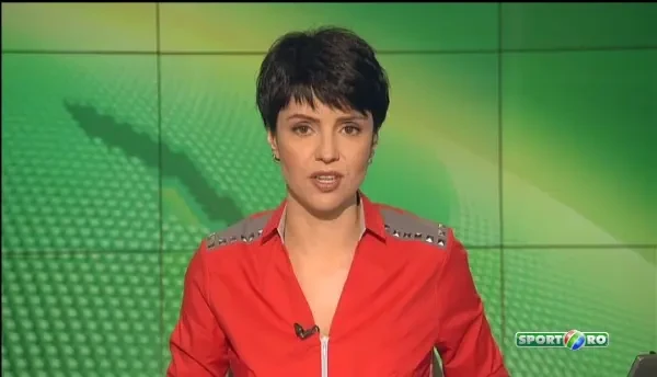 Situatie GRAVA inaintea Supercupei Romaniei: "Nu au pe ce sa joace" Mircea Sandu se teme inaintea meciului dintre Steaua si Petrolul, transmis LIVE miercuri pe Pro TV.