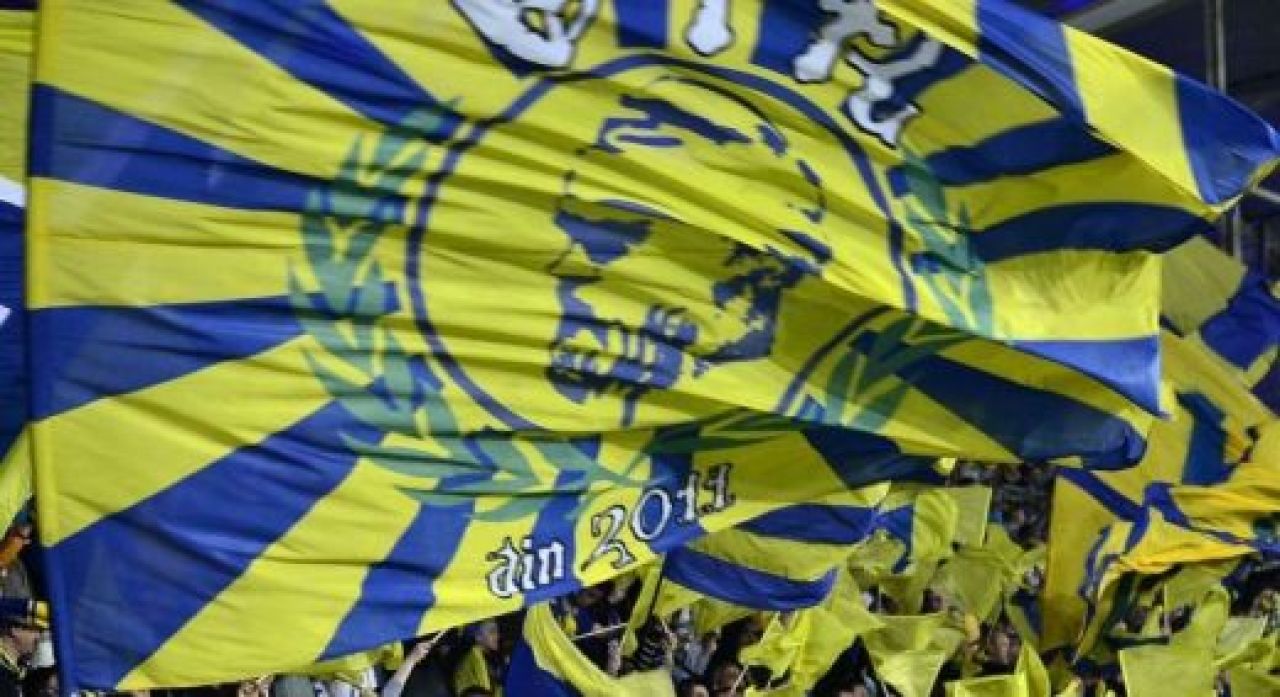 LIVE BLOG Stadionul e prea GOL...dupa gol | Gest senzational al lui Reghe dupa ce a fost premiat de SEICUL Olaroiu! Ce a facut cu berea URIASA pe care a primit-o_3