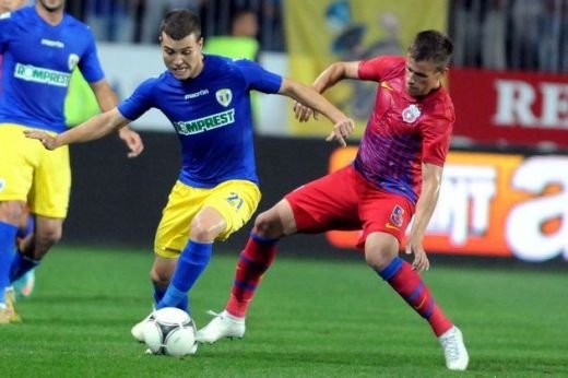 LIVE BLOG Stadionul e prea GOL...dupa gol | Gest senzational al lui Reghe dupa ce a fost premiat de SEICUL Olaroiu! Ce a facut cu berea URIASA pe care a primit-o_4