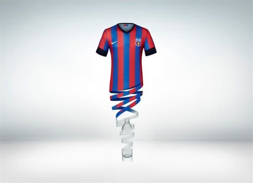 FOTO OFICIAL! Primele imagini cu noul echipament al Stelei! Cum se imbraca Steaua pentru titlul 25!_8