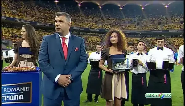 Momentul EMOTIONANT de la Supercupa! Faza la care ISTORIA recenta a Stelei a fost pe acelasi teren cu campionii VIDEO