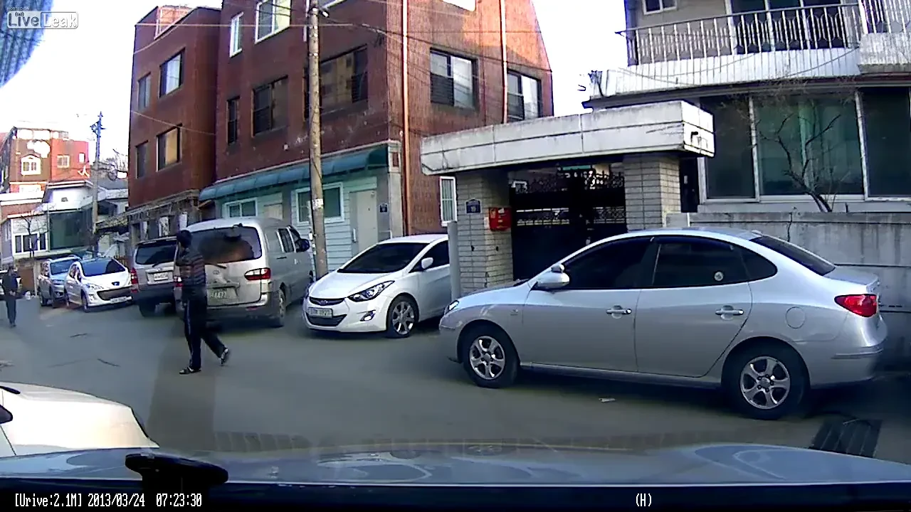 Era o STRADA linistita! Dupa 2 secunde totul s-a schimbat! DRAMA unui cartier, atentie, imagini socante! VIDEO