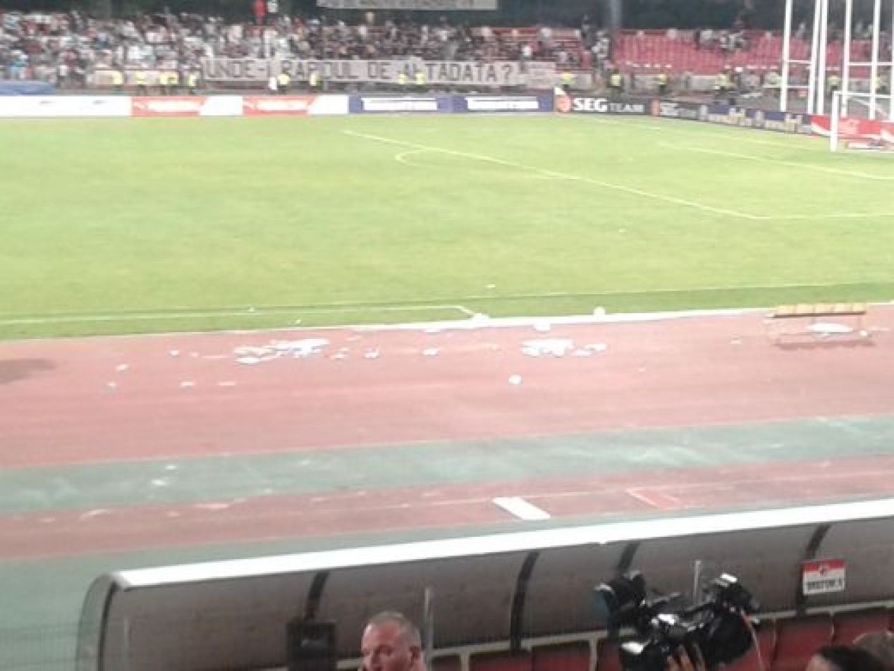5 imagini care spun TOTUL despre BARAJUL de 2 milioane! Ce s-a intamplat pe stadion, cand toata lumea se uita in alta parte FOTO_4