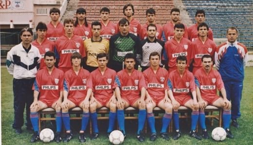 Prima echipa care a eliminat Steaua din preliminariile Ligii era un dream team fabulos: Petit, Thuram, Puel, Klinsmann, Djorkaeff, Enzo Scifo! Antrenor: Arsene Wenger!