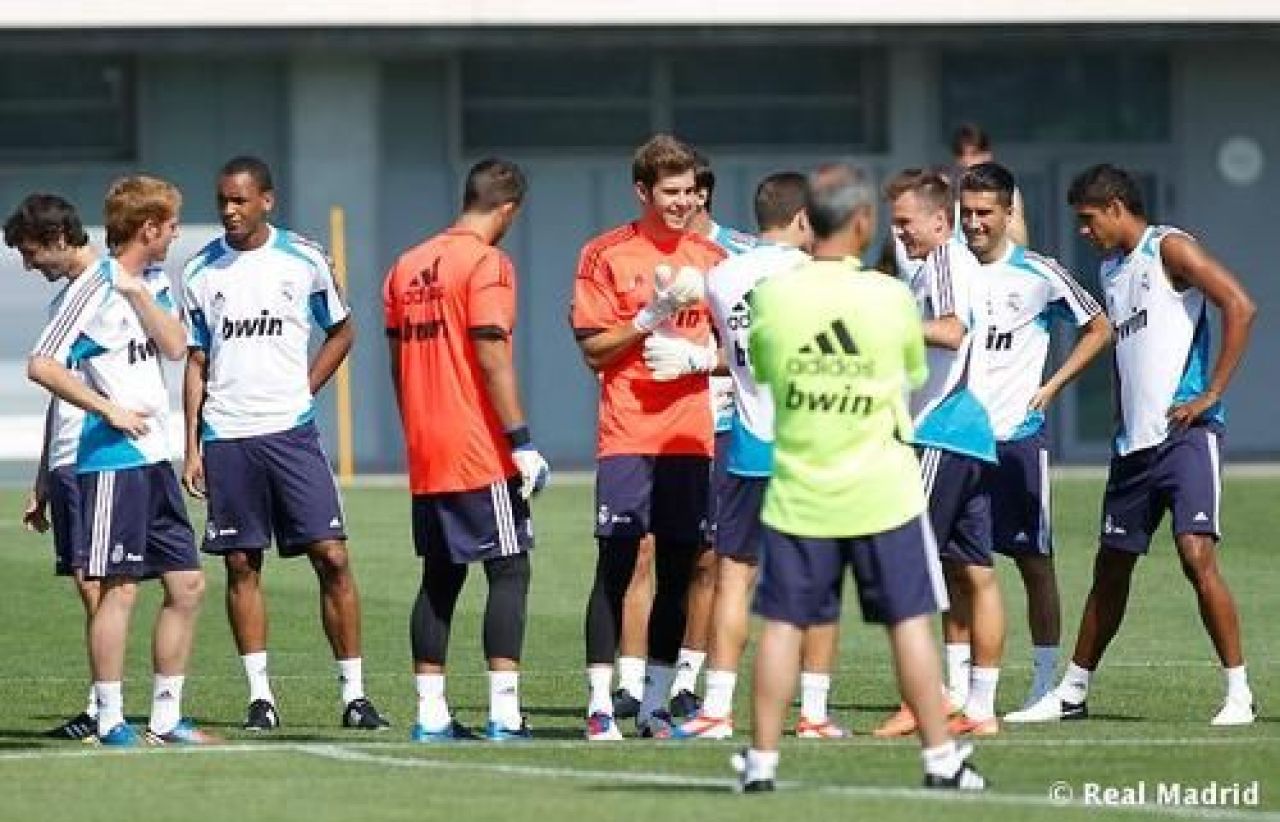 TRANSFER MARKET | Arsenal isi ia o supervedeta de 35 de milioane de euro! A JUCAT trei finale de Europa League in ultimii patru ani!_7