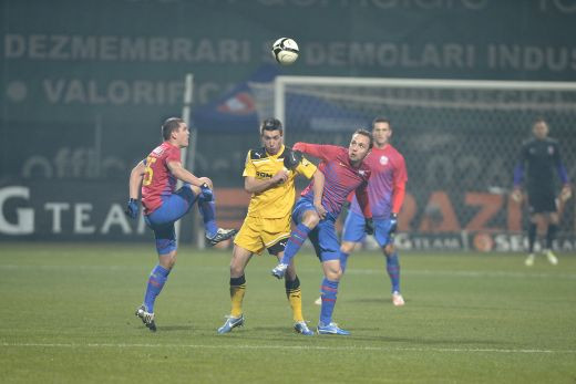 A fost IDOL pentru toti stelistii, acum traieste un CALVAR: Astept sa-mi reziliez contractul! Ce sanse are Martinovic sa revina la Steaua: