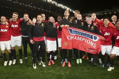 Manchester United isi schimba stema! Evolutia logo-urilor la MARILE echipe din Anglia! FOTO_5