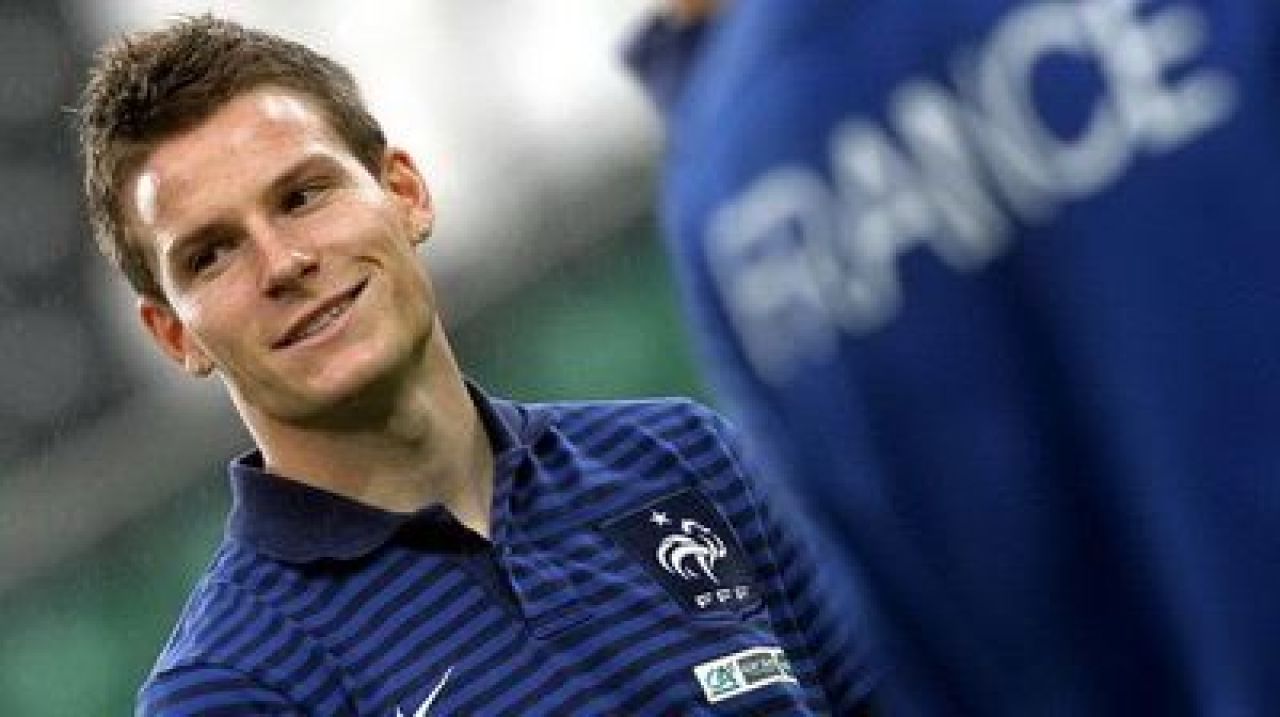 Vesti teribile pentru Rusescu! OFICIAL: Sevilla a transferat un atacant de 40 mil €! Ce jucator au luat de la seici:_1