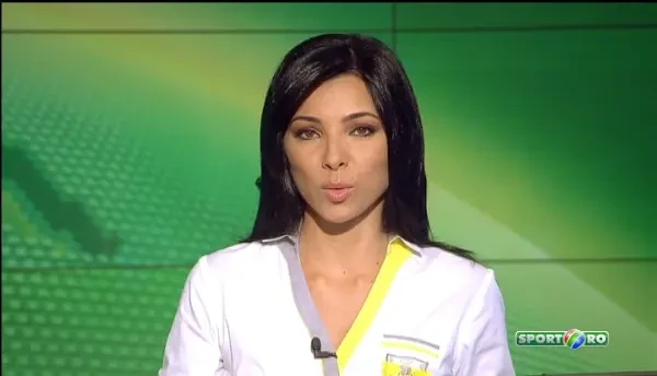 Copiii au invadat Giulestiul cu mamele de mana! Ce au patit barbatii care n-au putut sa intre pe Giulesti :)