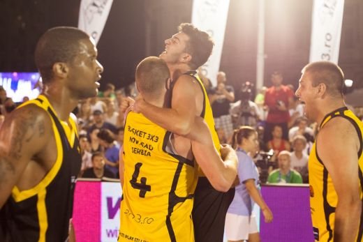 Campionii mondiali, campioni si la Raiffeisen Bank Bucharest Challenger! Super turneul de baschet 3 la 3 de la Bucuresti a fost cucerit de sarbi:_23