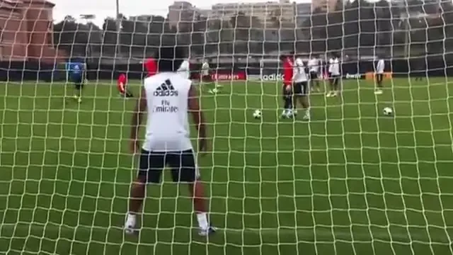 Apara Marcelo penalty-ul lui Casillas! SUPER VIDEO din cantonamentul lui Real Madrid!