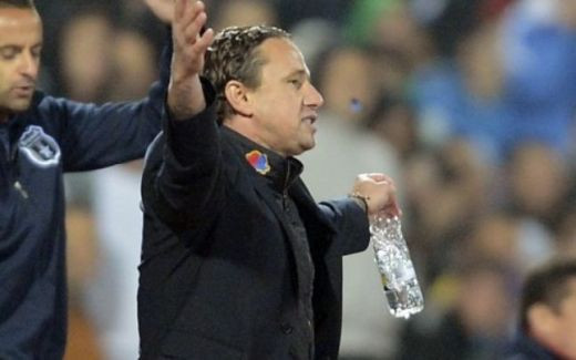 Conducerea Stelei, acuzata ca manipuleaza jucatorii: Unii baieti mi-au spus anumite secrete! Piturca ii aduce aminte lui Reghe cine a facut echipa la Steaua: