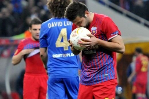 Rusescu a trimis o RACHETA SUPERSONICA dupa ce a intrat pe teren! A fost aplaudat de TOT stadionul! Sevilla 3-0 Mlados. VIDEO: