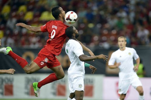 Pe ala poti sa-l folosesti doar la culesul nucilor! Transferurile lui Dinamo, facute PRAF de un oficial! Criticile DURE aduse sefilor: