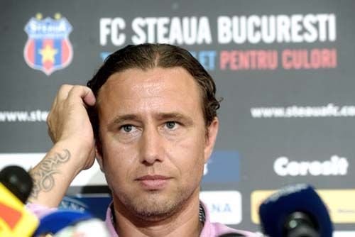 RUPTURA definitiva intre Steaua si nationala! Reghe: Nu mai am ce discuta cu Piturca, mi-a jignit sotia! Atac dur la oamenii selectionerului: