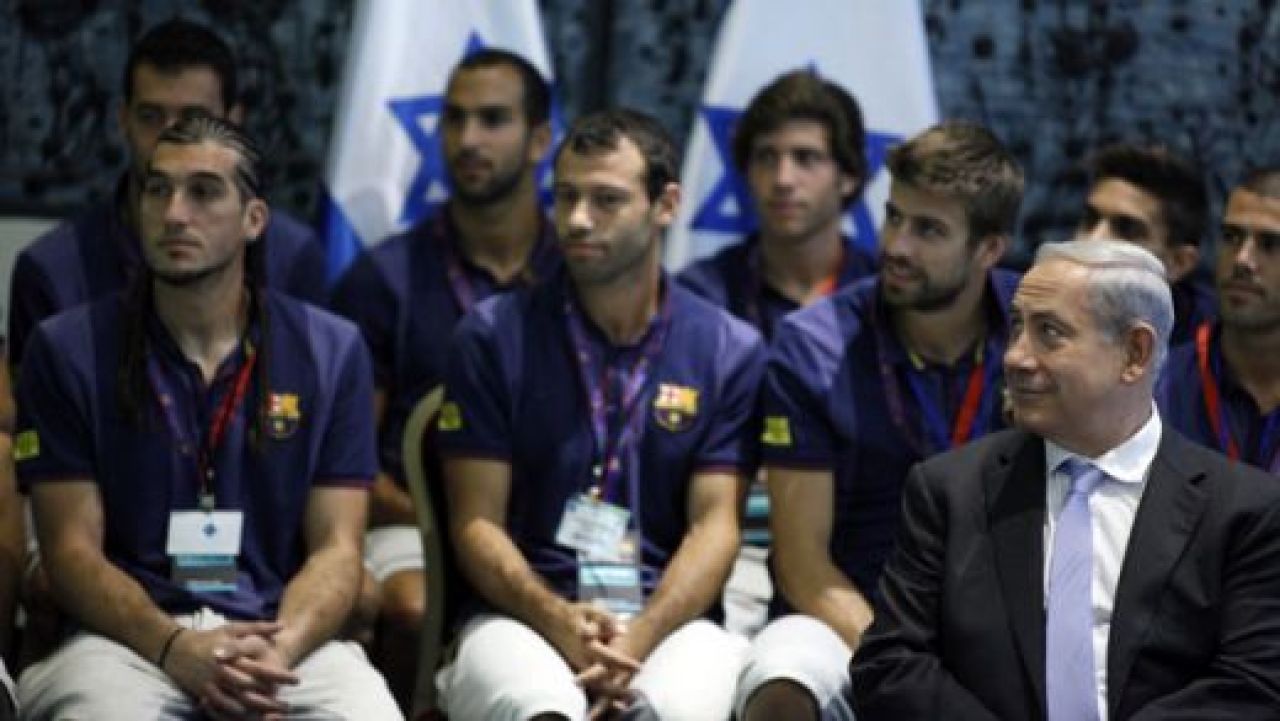 FOTO Mes que un club! Jucatorii Barcei sunt INGERI pentru milioane de oameni! Imagini deosebit de emotionante:_6