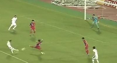 A fost dat afara de la Steaua in aceasta vara si este vedeta la noua sa echipa! Rocha a marcat 3 goluri in primele 2 meciuri! VIDEO