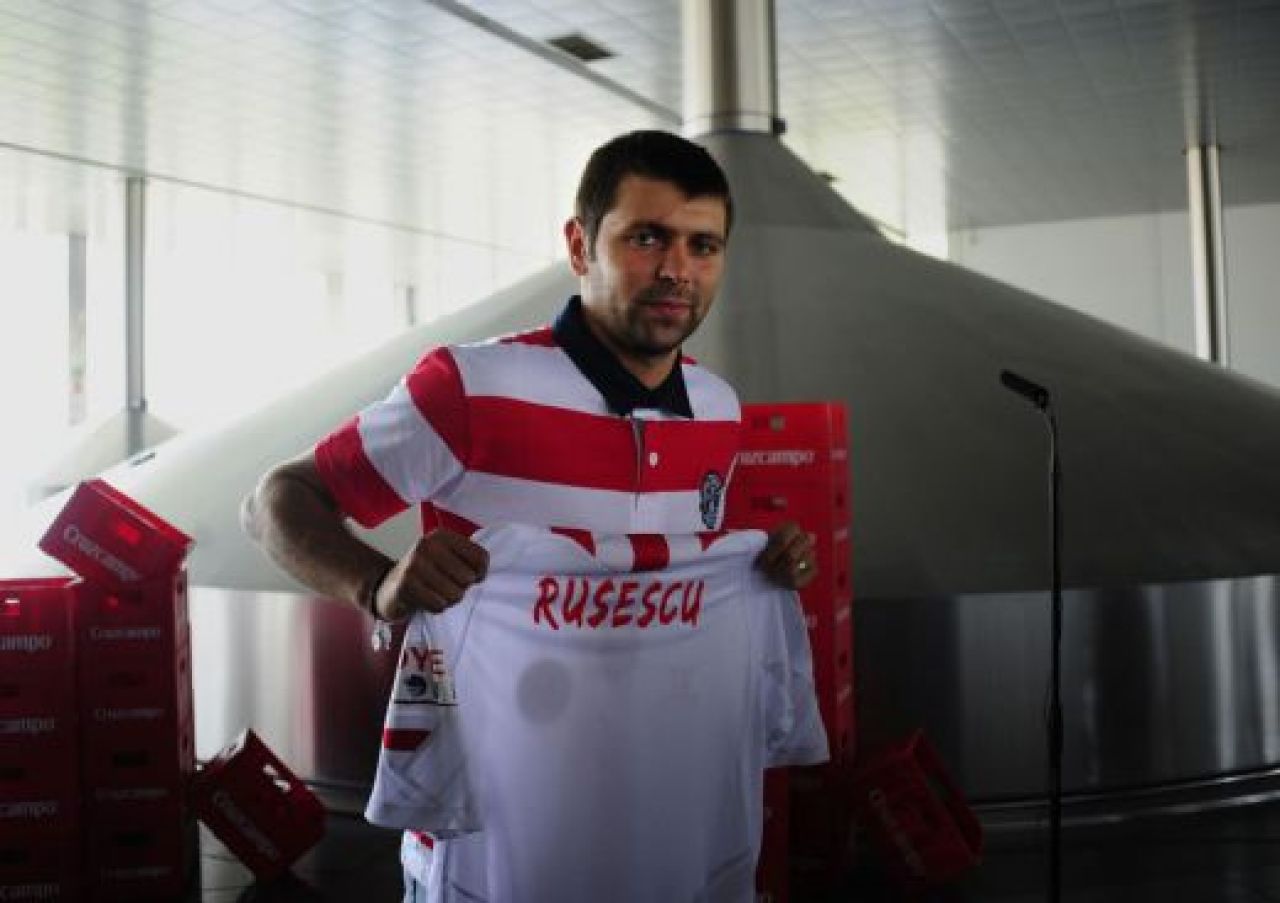 VIDEO: Rrrrusescu, seara fantastica in tricoul Sevillei: fostul stelist a marcat doua goluri si s-a calificat in playoff! Ce porecla i-au gasit spaniolii:_1