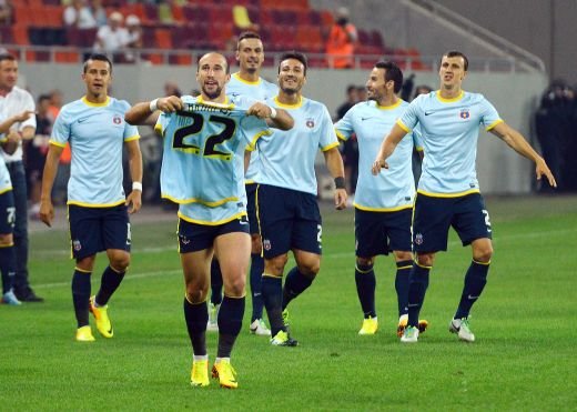 In urma cu un an era DEVASTAT si ratase un transfer in Franta, acum este omul care trage echipa dupa el! Fotbalistul reinventat de Reghe: