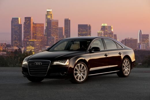 FOTO Noul Audi A8 e gata de lansare! Ce schimbari au facut nemtii la limuzina de lux care a cucerit Europa:_6