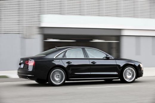 FOTO Noul Audi A8 e gata de lansare! Ce schimbari au facut nemtii la limuzina de lux care a cucerit Europa:_8