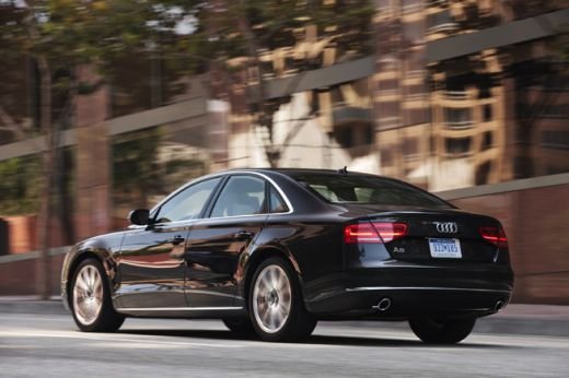FOTO Noul Audi A8 e gata de lansare! Ce schimbari au facut nemtii la limuzina de lux care a cucerit Europa:_10
