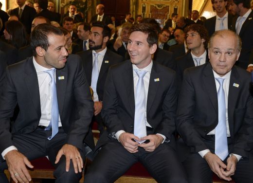 FOTO: Ziua in care Messi l-a cunoscut pe Papa! Jucatorii Italiei si Argentinei au mers la Vatican! Messi: