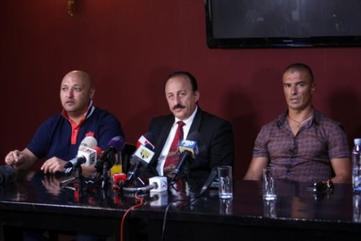 Momente halucinante pentru fanii Rapidului! Suporterii vor sa-si DEA FOC in fata FRF! Detalii AICI: