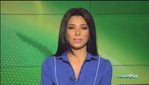 Bronz si 19 ore cu trenul! Cu asta s-au intors fetele noastre de la Budapesta! Nici finala de la scrima nu a fost asa de obositoare ca drumul! VIDEO